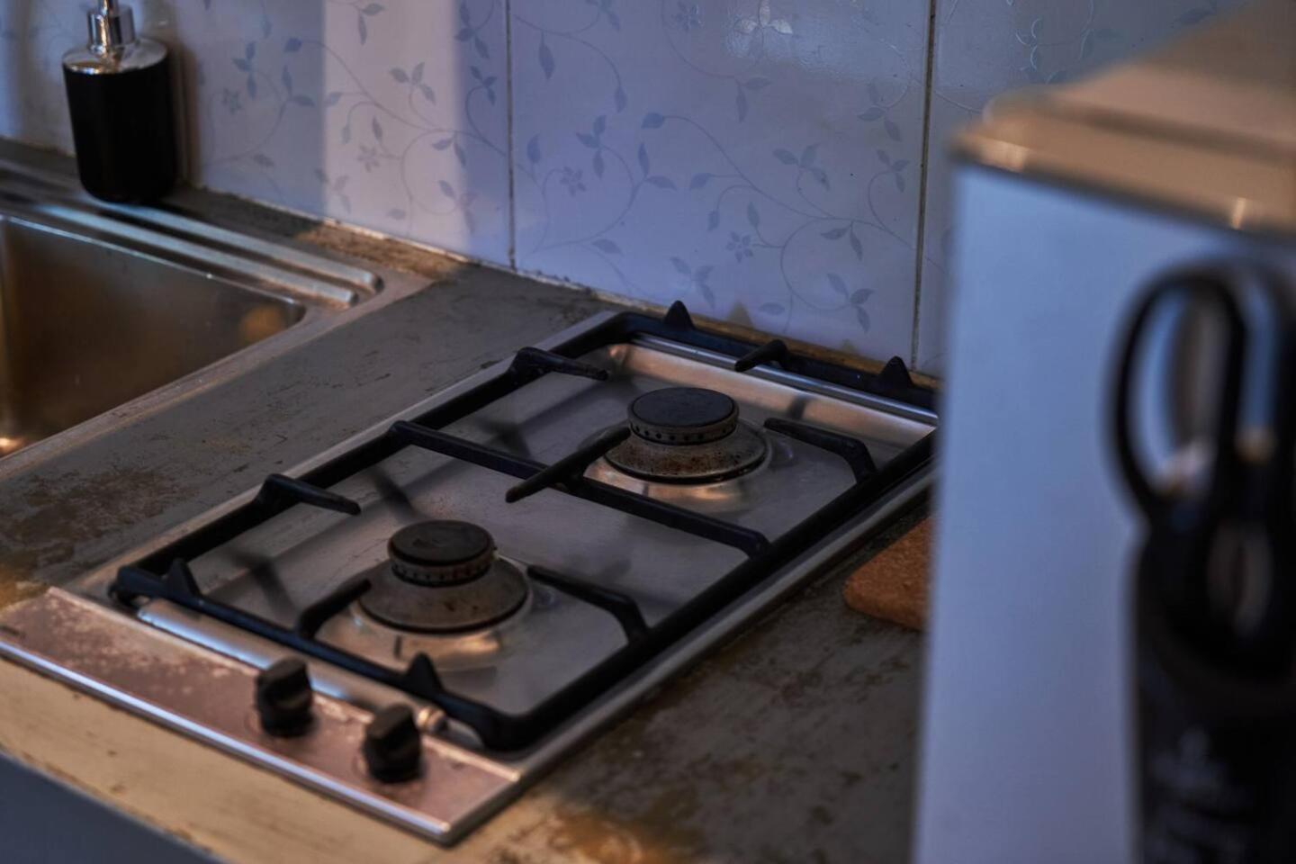 Loukaz -Entire Rental Units W Panoramic Rooftop Coteau Raffin エクステリア 写真