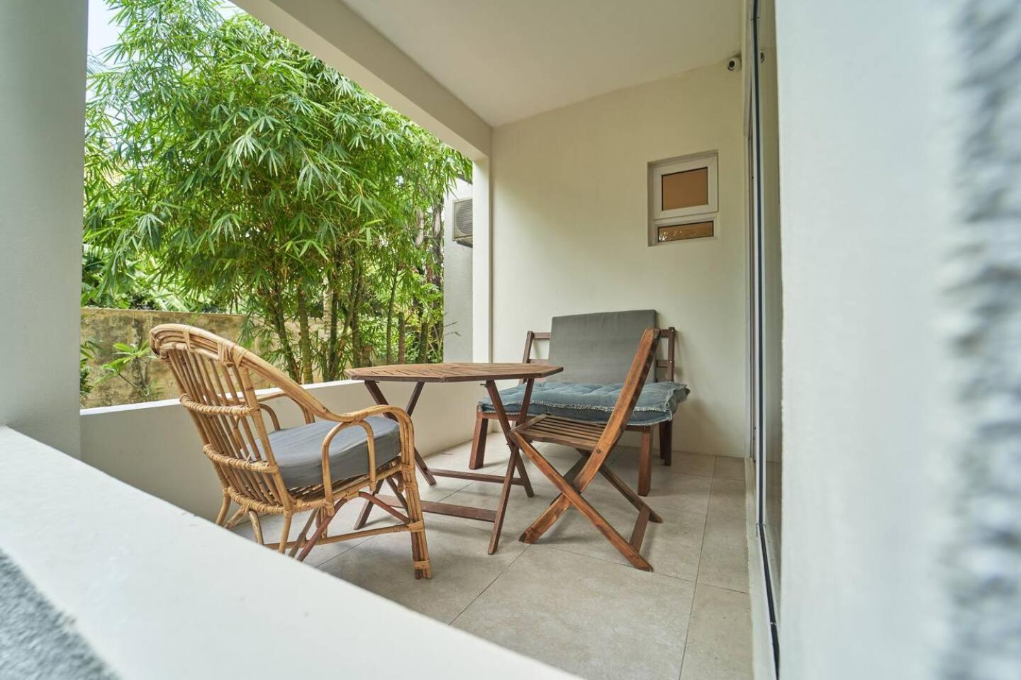 Loukaz -Entire Rental Units W Panoramic Rooftop Coteau Raffin エクステリア 写真