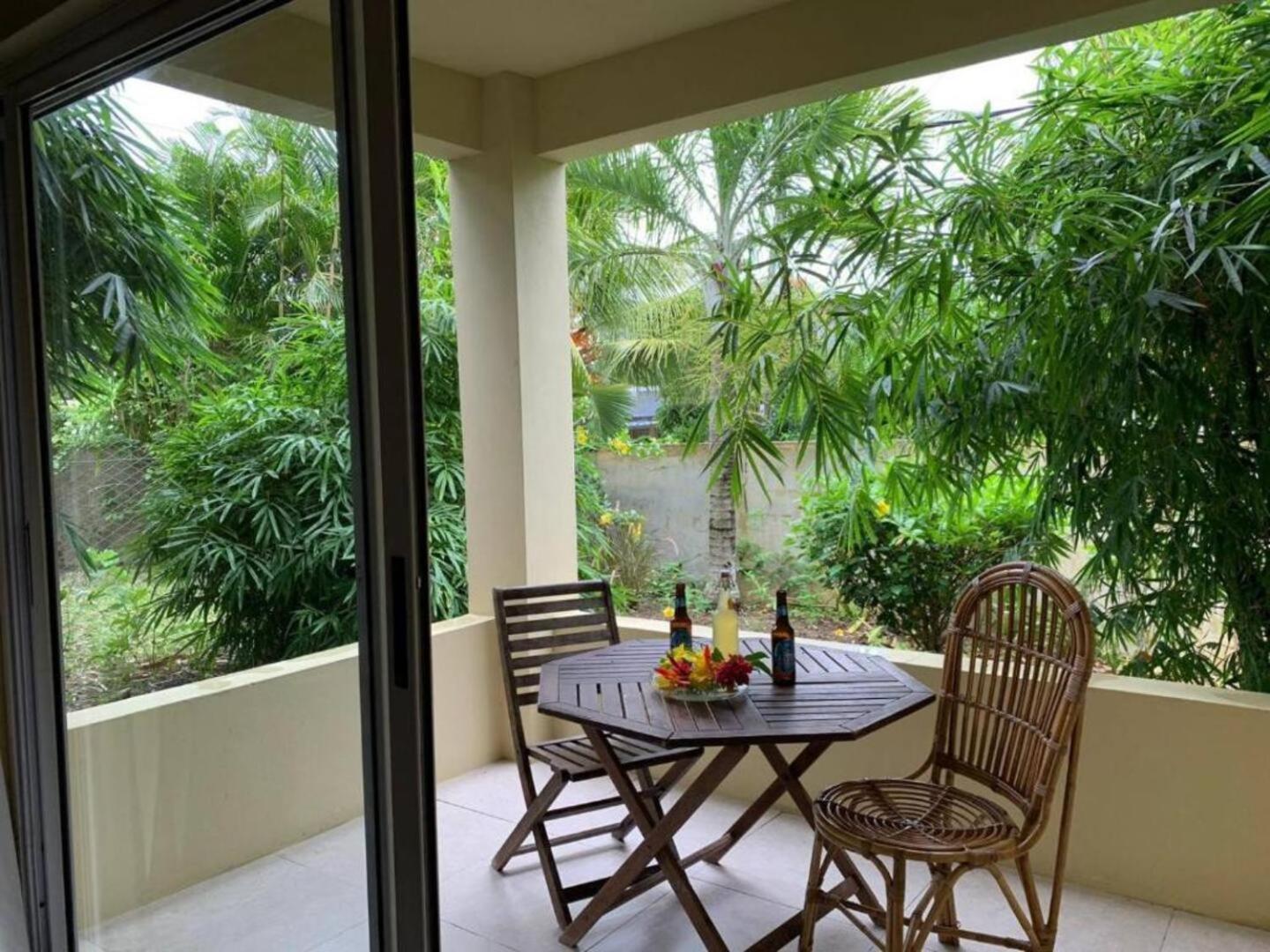 Loukaz -Entire Rental Units W Panoramic Rooftop Coteau Raffin エクステリア 写真